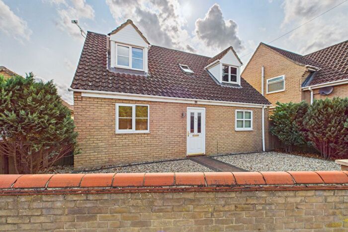 3 Bedroom Chalet For Sale In Crown Street, Brandon, IP27