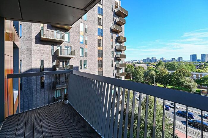 1 Bedroom Flat To Rent In Bywell Place, , Royal Docks, London, E16