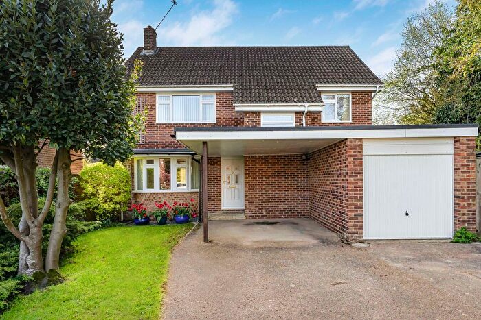 4 Bedroom Detached House For Sale In Merryfield Road, Petersfield, Hampshire, GU31