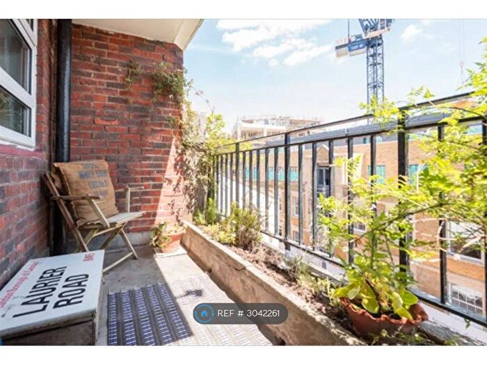 2 Bedroom Flat To Rent In Quentin House, London, SE1