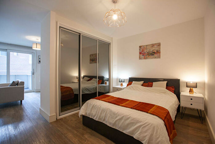 Studio To Rent In Hannaford Walk, London, E3