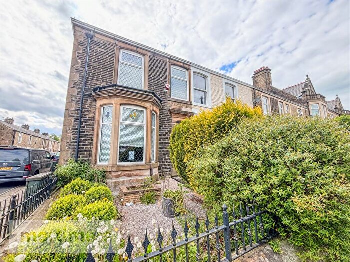 3 Bedroom End Of Terrace House For Sale In Whalley Road, Accrington, Lancashire, BB5