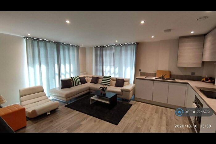 2 Bedroom Flat To Rent In Wallingford Way, Maidenhead, SL6