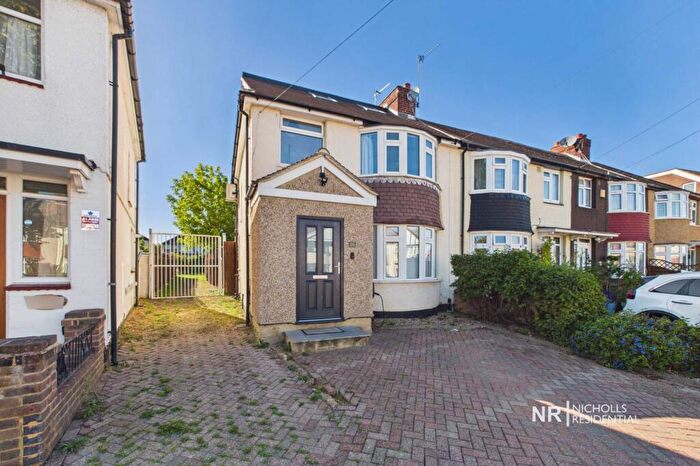 4 Bedroom End Of Terrace House To Rent In Egham Crescent, North Cheam, Surrey., SM3
