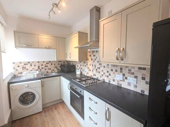 3 Bedroom Terraced House To Rent In Cobden View Road, Crookes, S10