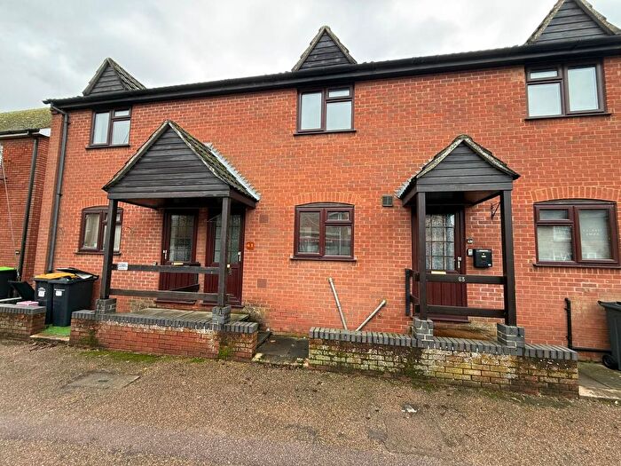 2 Bedroom Semi-Detached House To Rent In High Street, Harrold, MK43