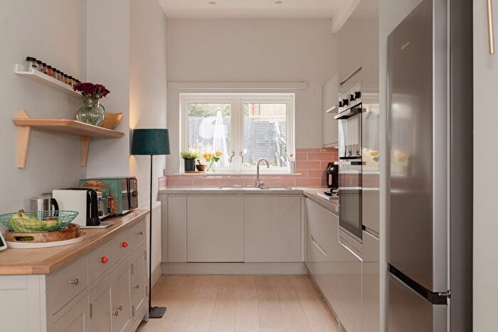 3 Bedroom Semi-Detached House For Sale In Warwick Road, Redhill, RH1