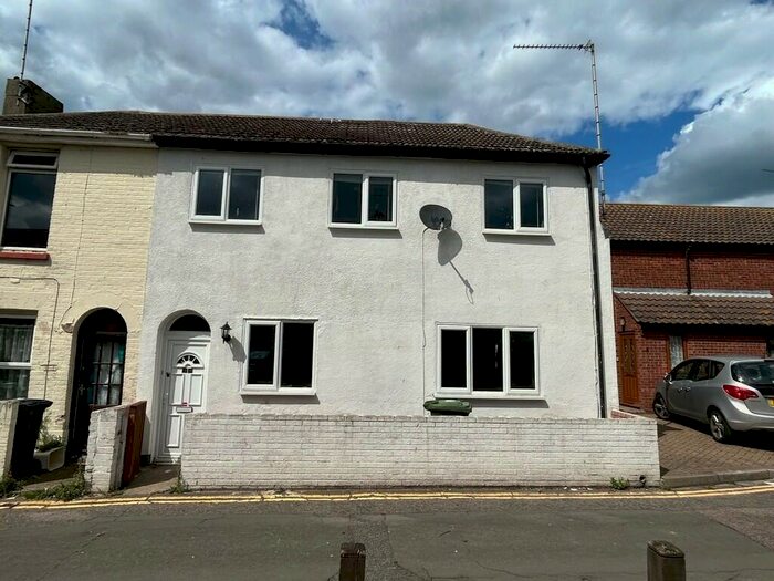 3 Bedroom End Of Terrace House To Rent In North Market Road, Great Yarmouth, NR30