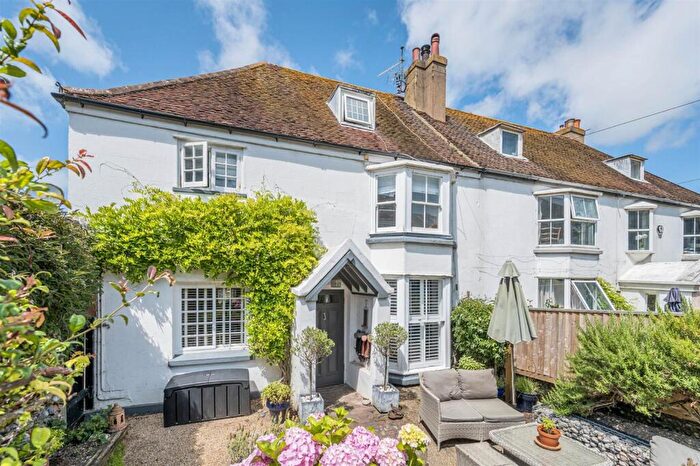 3 Bedroom Semi-Detached House For Sale In Blatchington Road, Seaford, BN25