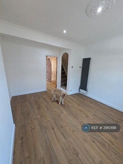 3 Bedroom End Of Terrace House To Rent In Granville Road, Colchester, CO1