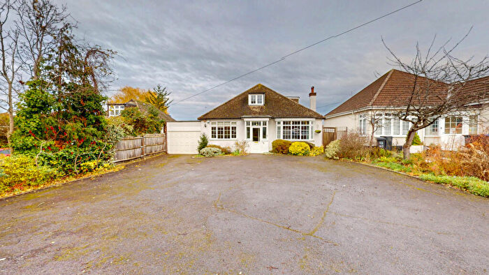 5 Bedroom Detached Bungalow For Sale In Woodmere Avenue, Croydon, CR0