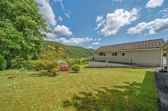 3 Bedroom Detached Bungalow For Sale In Under Road, Gunnislake, Cornwall, PL18