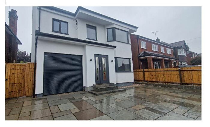 6 Bedroom Detached House To Rent In Hillsway Crescent, Mansfield, NG18