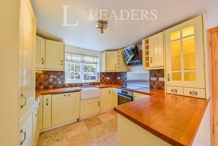 3 Bedroom End Of Terrace House To Rent In Lockley Crescent, Hatfield, AL10