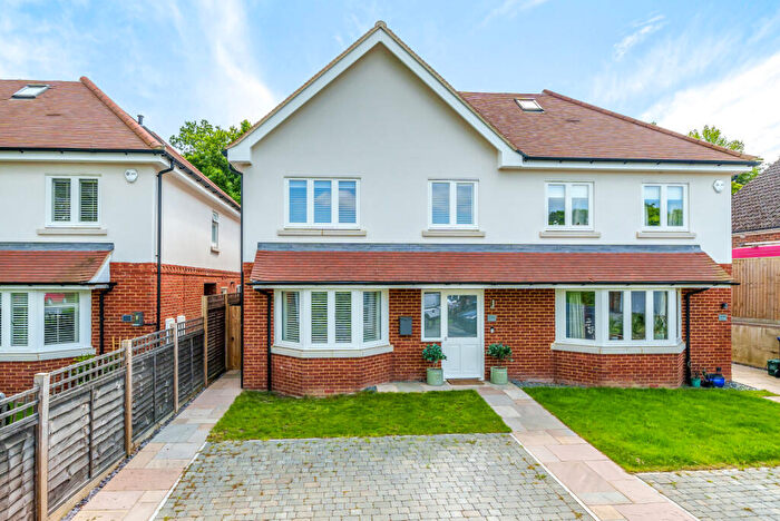 4 Bedroom Semi-Detached House For Sale In Coach Road, Ottershaw, KT16