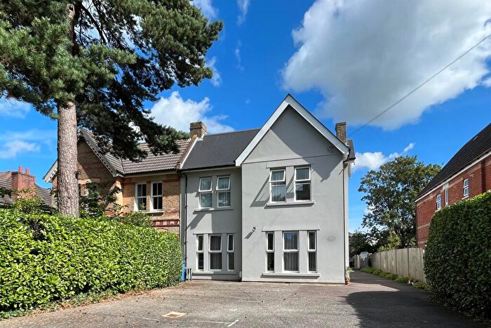 1 Bedroom Flat To Rent In Westbourne, BH12