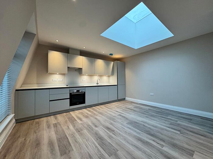 2 Bedroom Apartment To Rent In The Lofts, West Street, Maidenhead, SL6