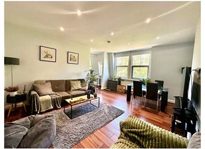 2 Bedroom Flat To Rent In Ulysses Road, London, NW6