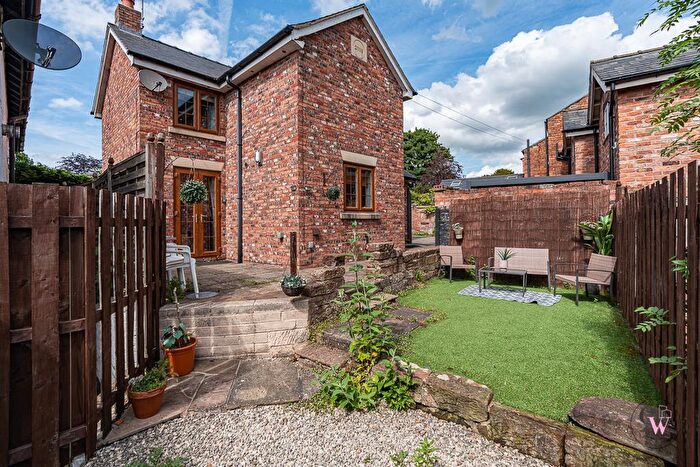3 Bedroom Detached House For Sale In Forest Road, Tarporley, CW6