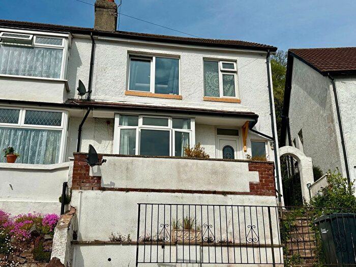 3 Bedroom Semi Detached House For Sale In Blindwylle Road, Torquay, TQ2