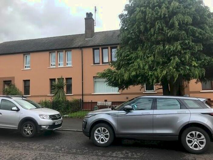 2 Bedroom Flat To Rent In Fleming Gardens South, Dundee, DD3