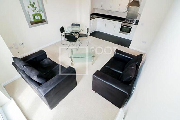 2 Bedroom Apartment To Rent In Furnished Bed, Bath, Langsett Court, BD9