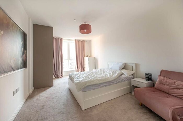 1 Bedroom Flat To Rent In Walthamstow, Walthamstow, E17