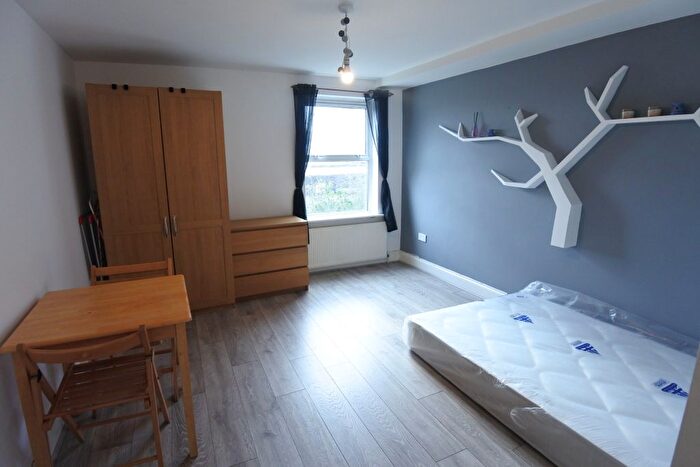 Studio To Rent In Tubbs Road, Willesden Junction, NW10