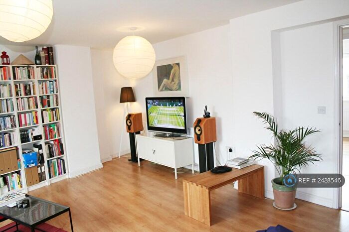 1 Bedroom Flat To Rent In Mare Street, London, E8