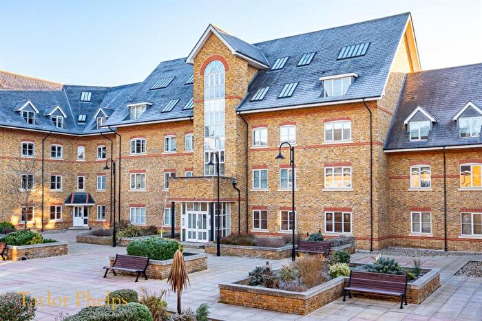 2 Bedroom Apartment For Sale In Stewart Place, Ware, SG12