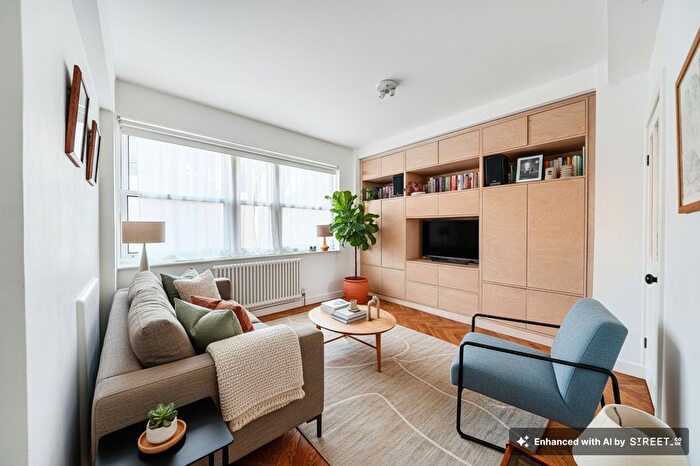 2 Bedroom Flat For Sale In Tyers Estate, SE1