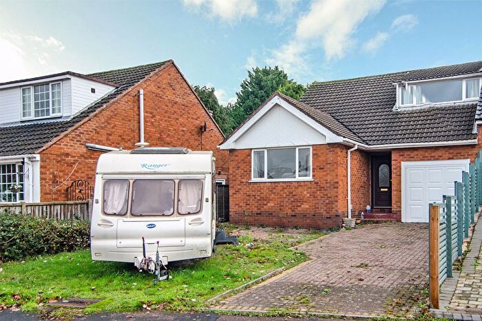 4 Bedroom Semi-Detached House For Sale In The Ridgeway, Burntwood, WS7