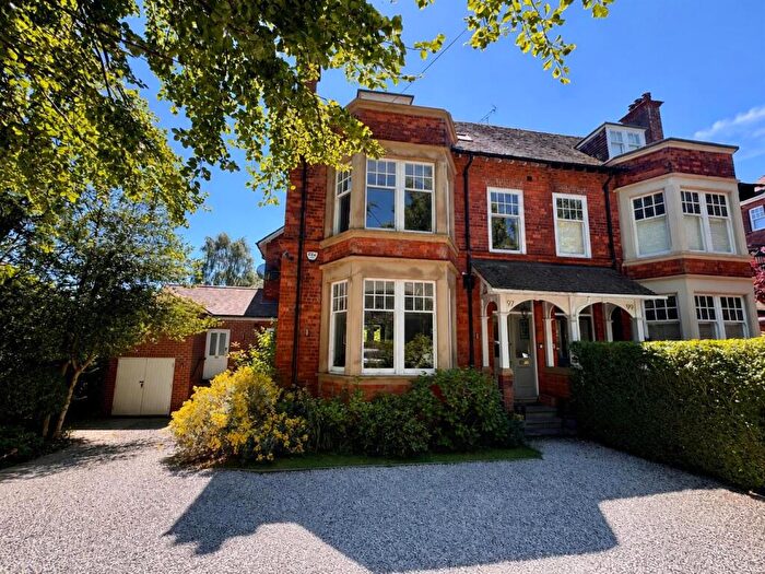 5 Bedroom Semi-Detached House For Sale In Southfield, Hessle, HU13