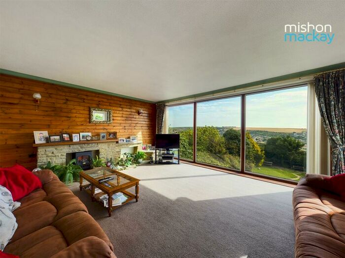 4 Bedroom Detached Bungalow To Rent In Westmeston Avenue, Saltdean, BN2