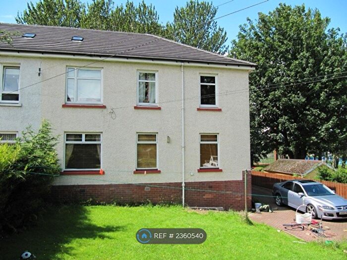 3 Bedroom Flat To Rent In Harefield Drive, Glasgow, G14