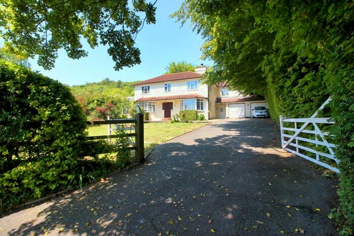 6 Bedroom Detached House For Sale In Pilgrims Way, Wrotham, TN15