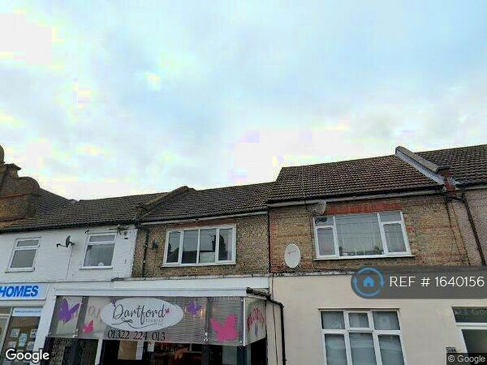 2 Bedroom Flat To Rent In St. Albans Road, Dartford Kent, DA1