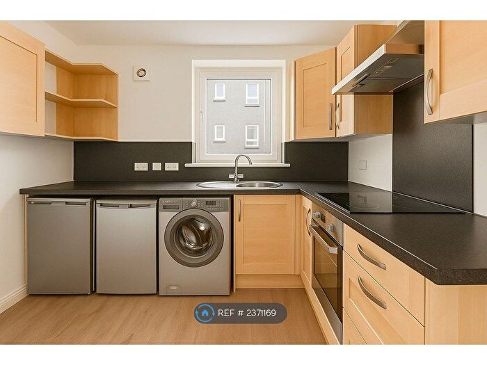 2 Bedroom Flat To Rent In Great Northern Road, Aberdeen, AB24