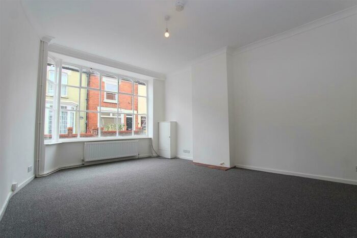 1 Bedroom Ground Flat To Rent In Friars Street, King`s Lynn, Norfolk, PE30