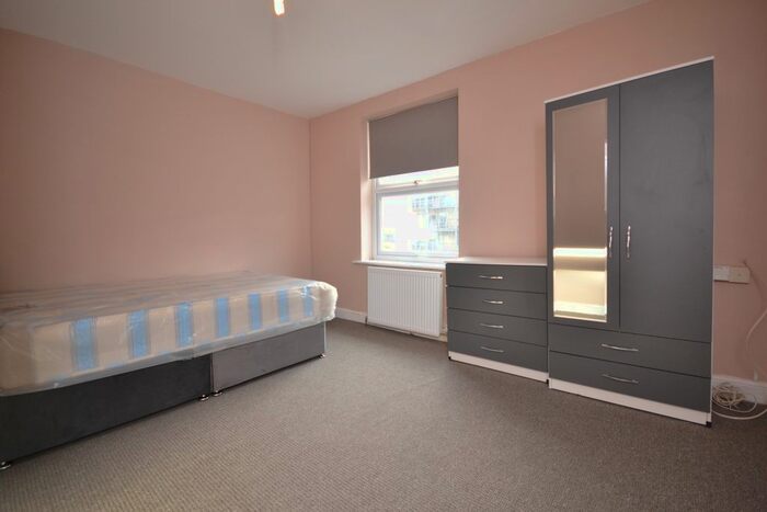 1 Bedroom Studio To Rent In London Road, Earley, Reading RG1