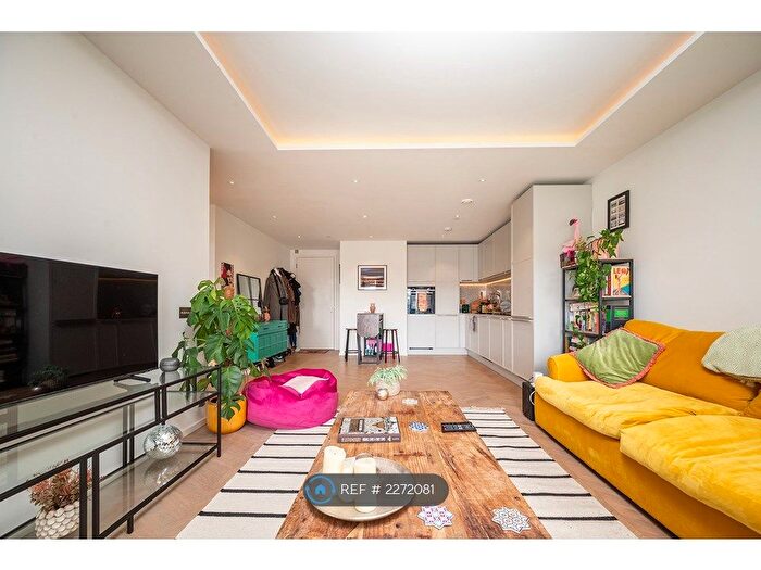 1 Bedroom Flat To Rent In Uren House, London, N8