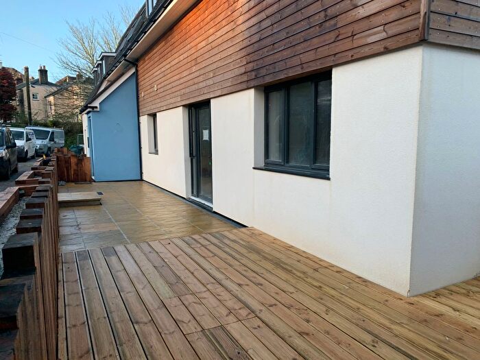 2 Bedroom Flat To Rent In Tresooth Lane, Penryn, TR10