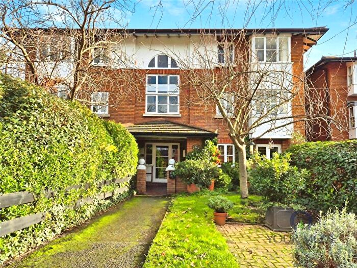 1 Bedroom Flat For Sale In Kingsworthy Close, Kingston Upon Thames, KT1