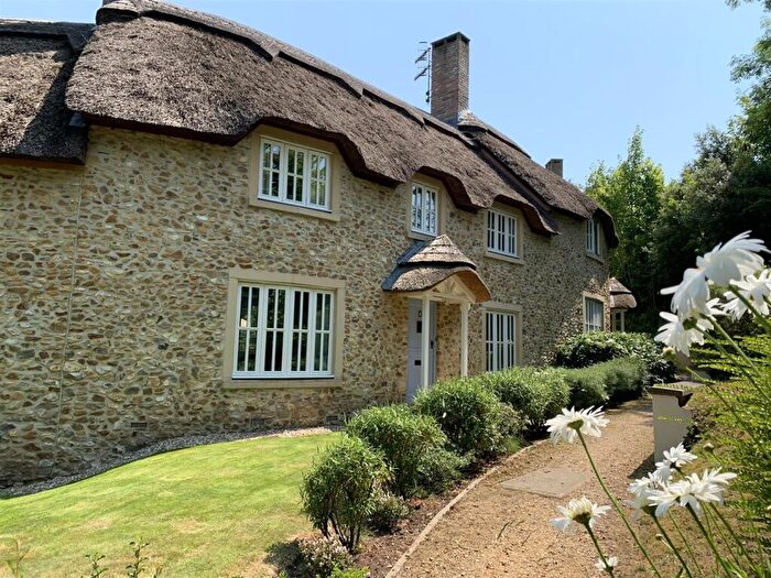 3 Bedroom Terraced House For Sale In Haye Lane, Lyme Regis, DT7
