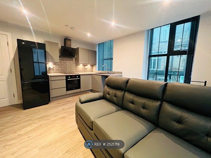 1 Bedroom Flat To Rent In Sunbridge Road, Bradford, BD1