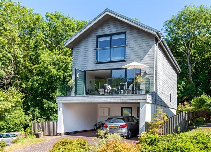 4 Bedroom House For Sale In Gurnard, Isle Of Wight, PO31