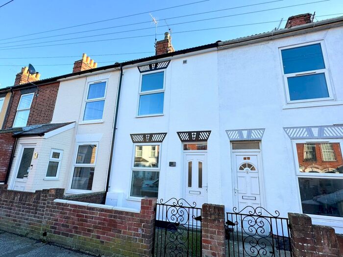 3 Bedroom Terraced House To Rent In Oxford Road, Lowestoft, NR32