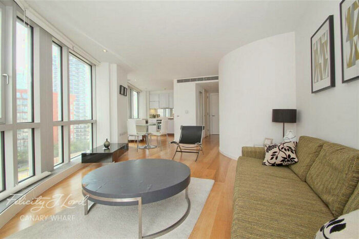 1 Bedroom Apartment For Sale In Ontario Tower, Canary Wharf, London, E14