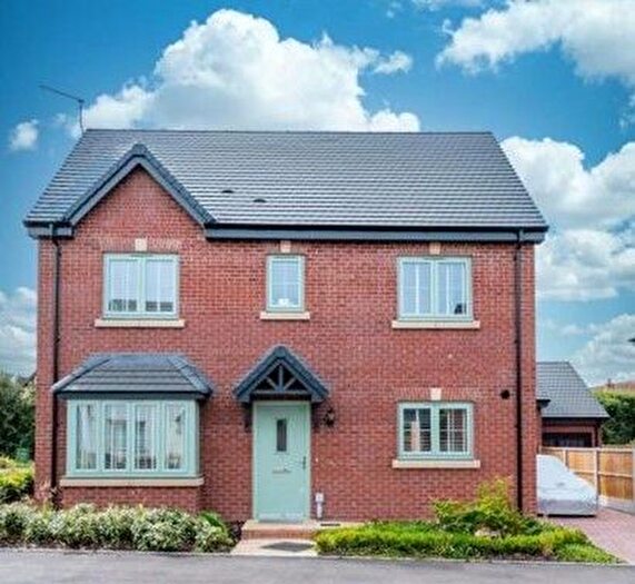 3 Bedroom Flat To Rent In Lord Hill Gardens, Ombersley, Droitwich, WR9