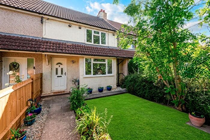 3 Bedroom Terraced House For Sale In Kingston Road, Epsom, KT17